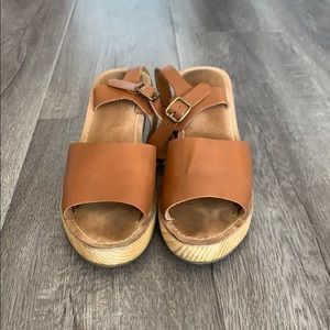 Urban Outfitters Clogs